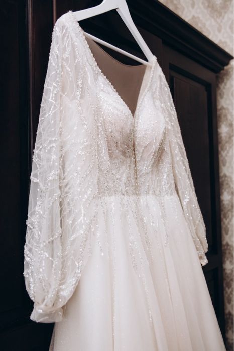 Весільна сукня 50-52 розміру