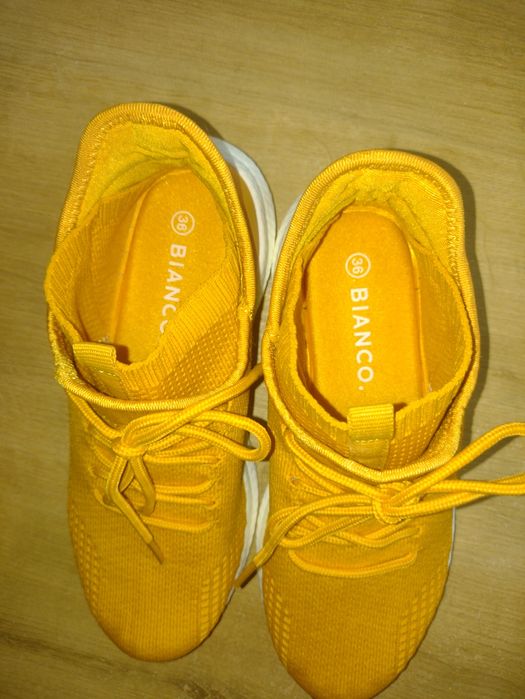 Nowe sportowe buty BIANCO r.36 (dł.wkładki 23cm)