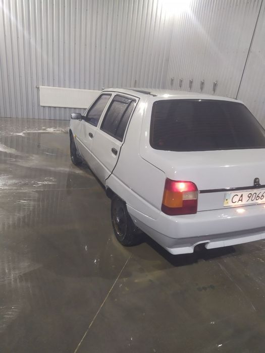 Продам чудовий автомобіль