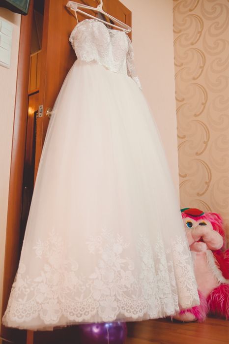 Весільне плаття