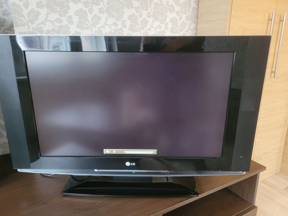 Telewizor 23 lg LCD tv