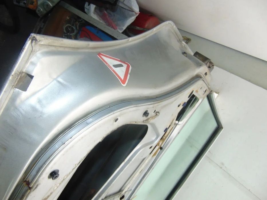 Volvo 244 portas " usado em bom estado " para venda
