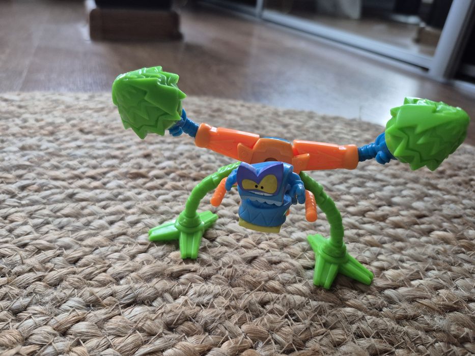 SuperThings Mutant Battle