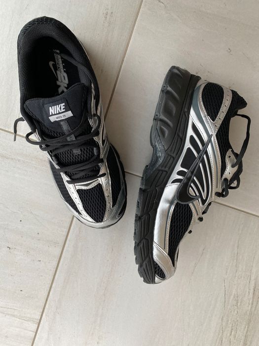 Nike Air Max Moto 2K Black/Black-Metallic EUR46 (маломірять)