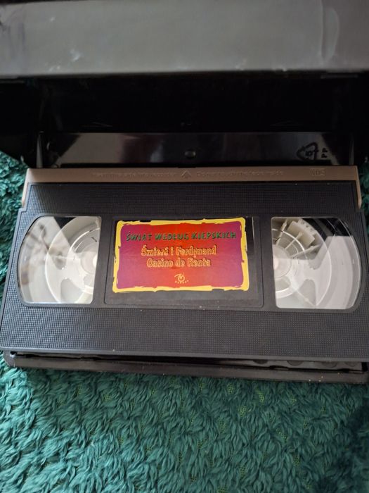 Kasety VHS ,Świat Według Kepskich"