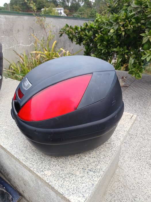 Top case Givi usada
