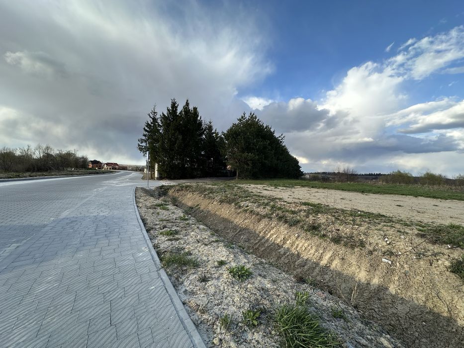 Продається земельна ділянка в Стан лі ,поруч Трускавець