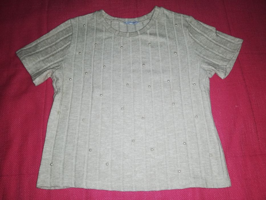 T-shirt com pérolas da Zara