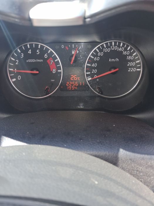 Nissan note 2012