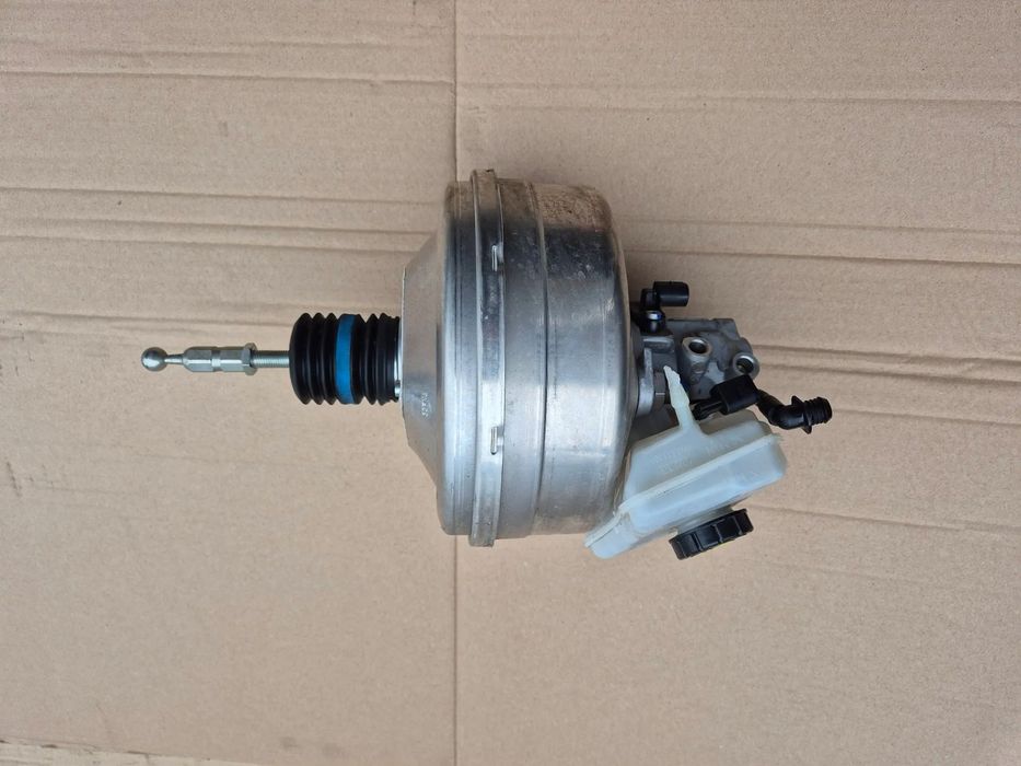 SERWO HAMULCOWE HAMULCA AUDI Q8 SQ8 Q7 TOUAREG III 4M0612103AB