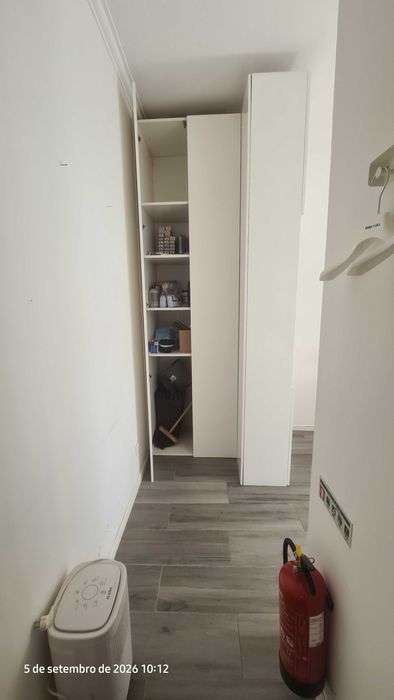Móveis/Armarios e Estante