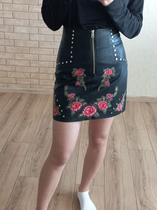 Спідниця з екошкіри