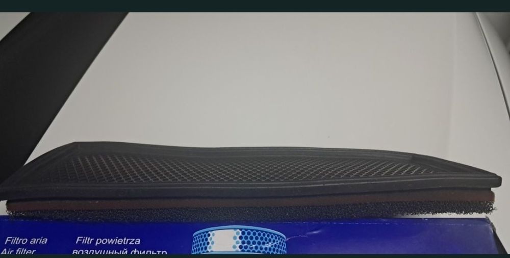 4 tampas( jantes)  (pipos) e filtro ar rendimento K&N