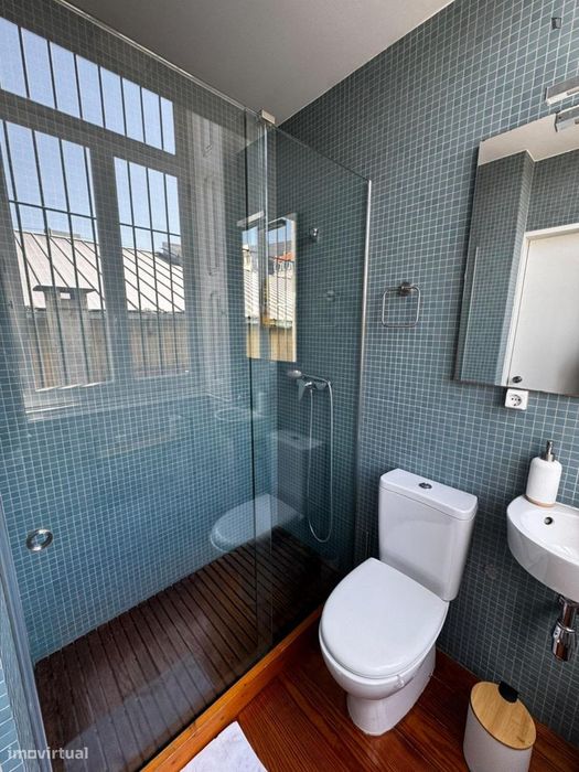 Estúdio - localizado em Santo Ildefonso Porto