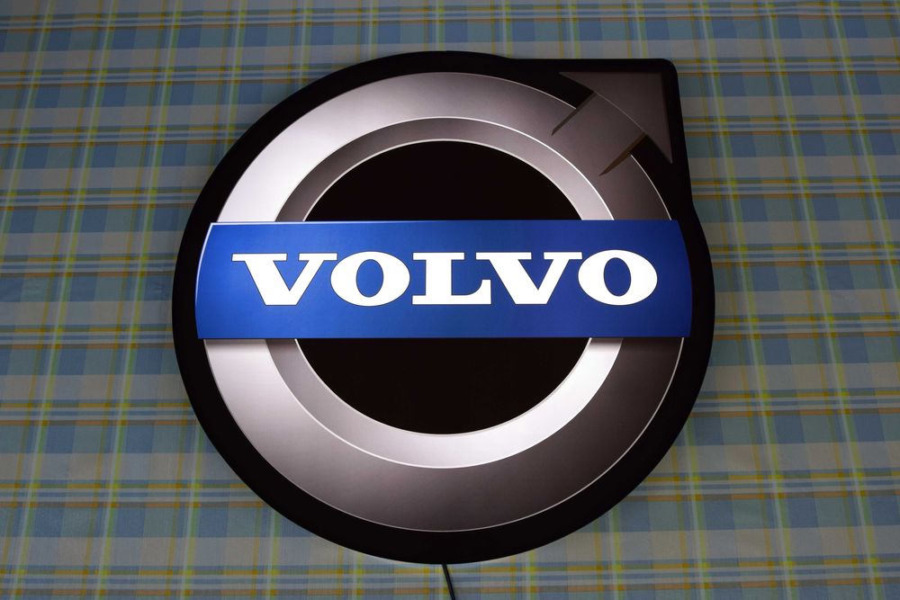LED Neon VOLVO, Podświetlane Logo 3D, Baner świetlny, Znaczek, Prezent