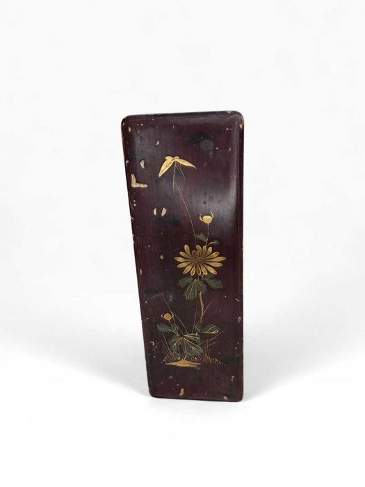 Caixa Japonesa Lacada Antiga – Floral Dourado – Com Fecho – 24,5 cm