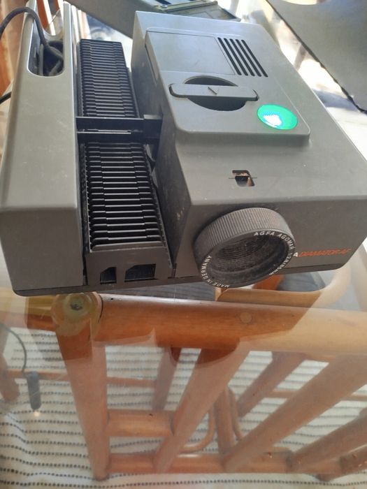 Projetor de slides vintage