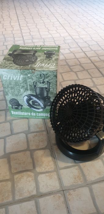 Ventilador e candeeiro de campismo