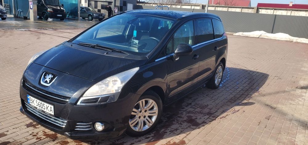 Peugeot 5008 1.6 дізель