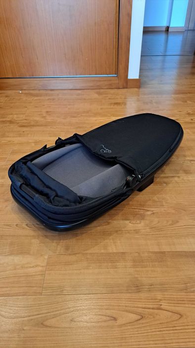 Alcofa Quinny Foldable Carrycot – Compatível Quinny / Maxi-Cosi