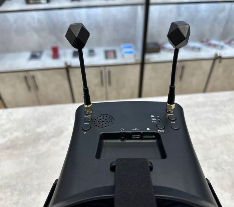 FPV Шлем с записью видео на флешку, очки для дрона