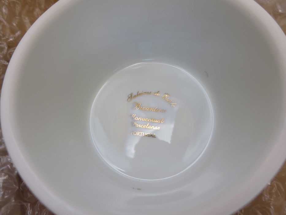 Saleiros de estilo porcelanas Conventual loiça jornal 24 Horas