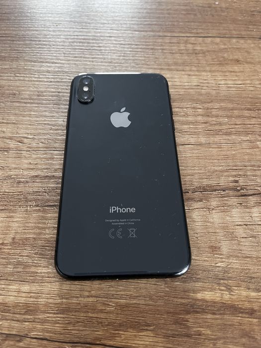 iPhon XS 256 GB  kondycja baterii 82%
