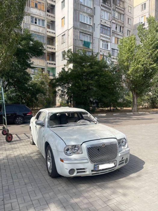 Продам chrysler 300c 2006 год после прилета