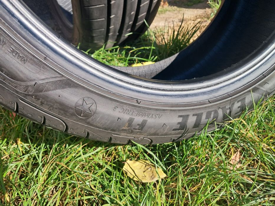 225/45 R19 96W - Goodyear Eagle F1 - BMW - 47/2022  ~7mm -  cena=2szt