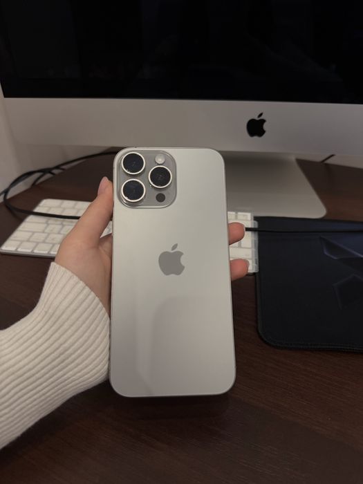iPhone 16 Pro Max 512 GB (серебристый / Natural Titanium)