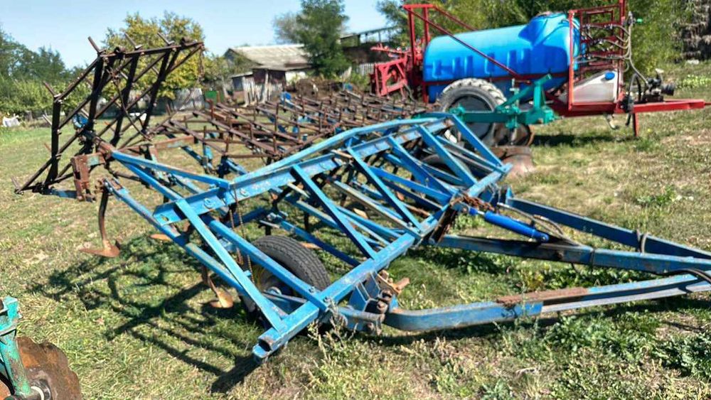 Борона з колесами (культиватор)