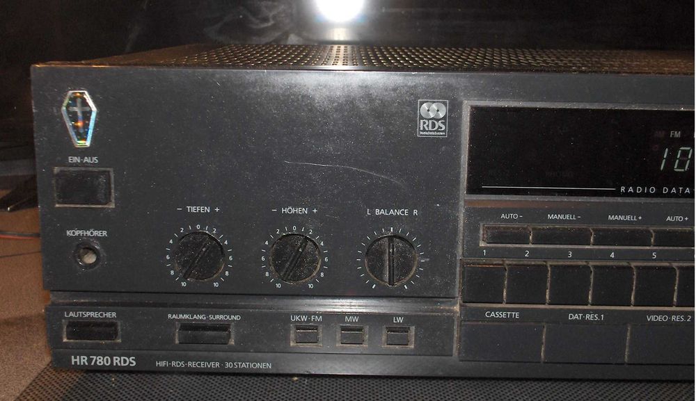 Amplituner  HR- 780 RDS