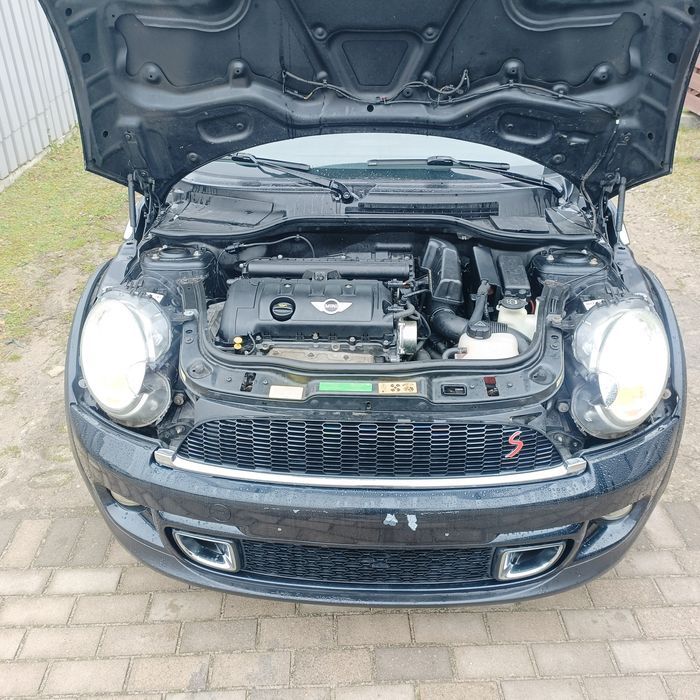 MINI Cooper S 1.6 Benzyny 120km