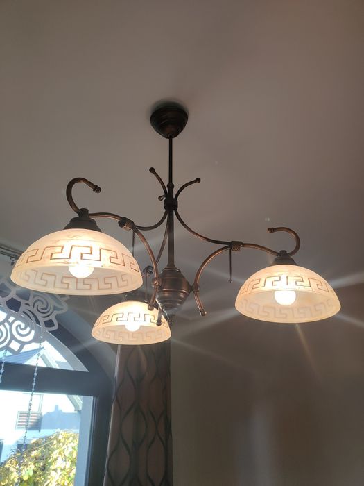 Lampa stojąca, lampa wisząca (żyrandol), lampa stołowa komplet