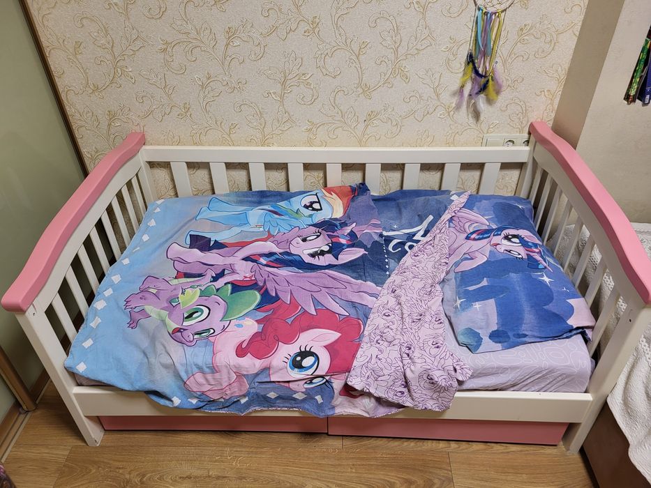 Дитяче ліжко( кровать)для дівчинки з матрацем 160×90