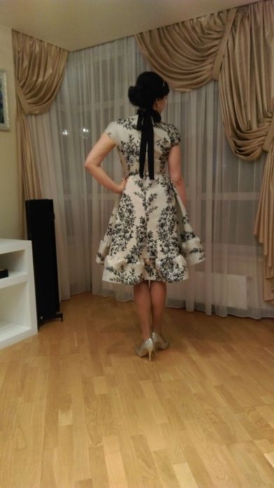 Жіноча сукня від Fendi, розмір 44. Б/в