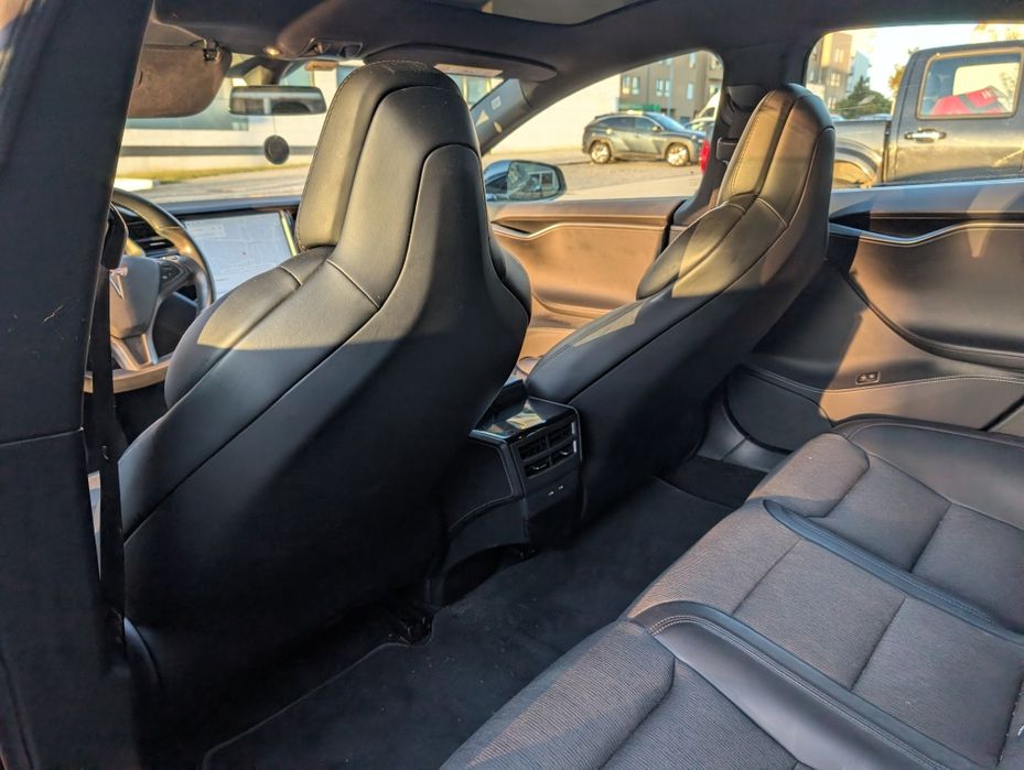 Tesla model s 75 D