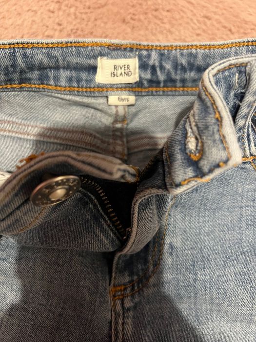 Piękne jeansy r 116