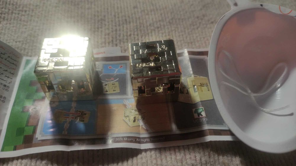 Золотий куб "Майнкрафт"