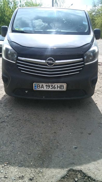 Opel vivaro  продаж