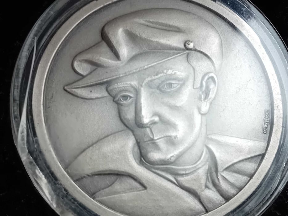 3 medalhas prata 925% comemorativas 100 anos Almada Negreiros,  estojo