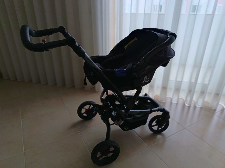 Trio Jané I Carrinho, Babycoque e Alcofa (Como novo - Excelente estado)