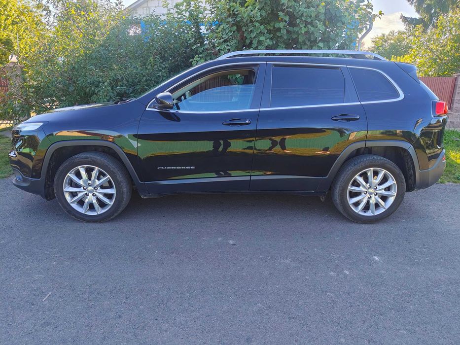 Авто Jeep Cherokee 2016