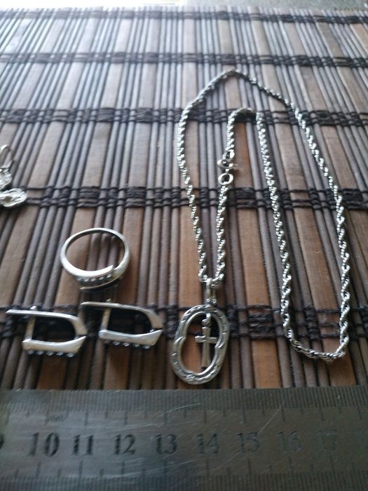 Серебряные украшения