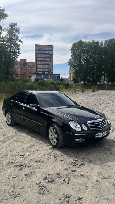 Mercedes w211 e320 2008