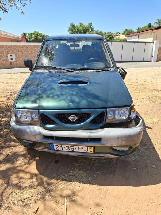 Nissan terrano 2 para peças ano 2000