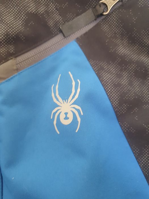 Piękna kurtka narciarska firmy Spyder 14 lat