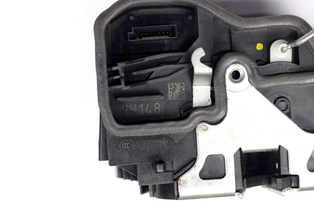 Zamek drzwi prawy tył BMW E90 E70 E60 E87 E91 F10 F30 Europa 5PIN
