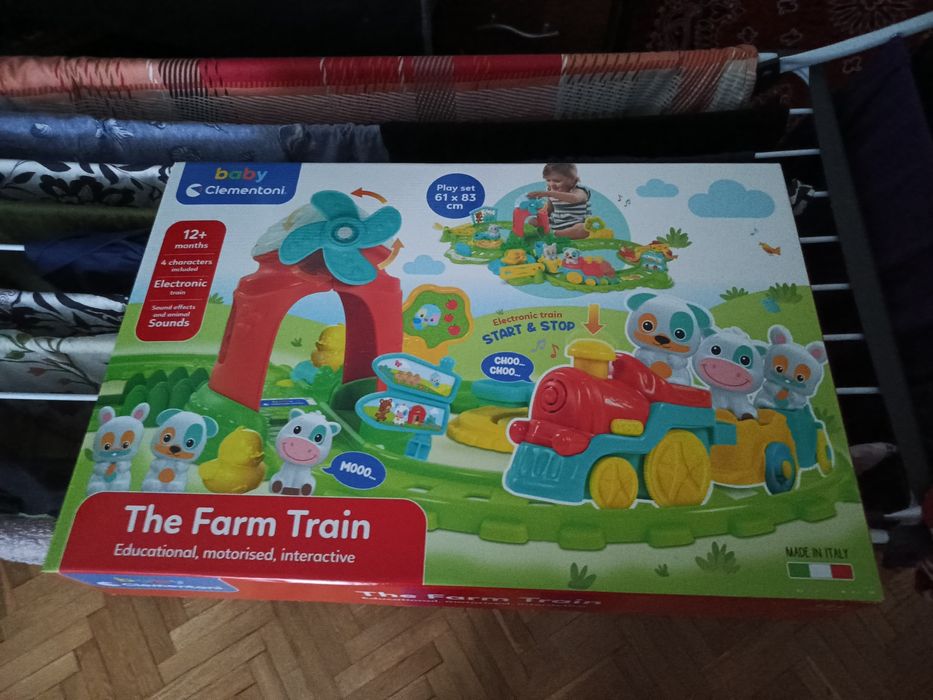The farm train , clementoni
