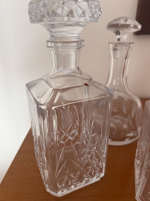 Conjunto de serviço de bebidas de cristal